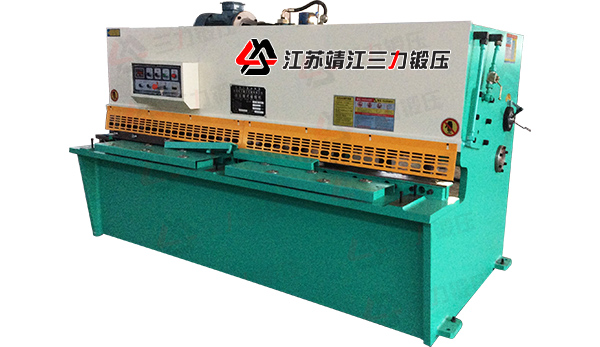 QC11Yϵ��Һ���lʽ����C(j��)